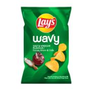 Lay’s Wavy Salt & Vinegar Crisps 47 g